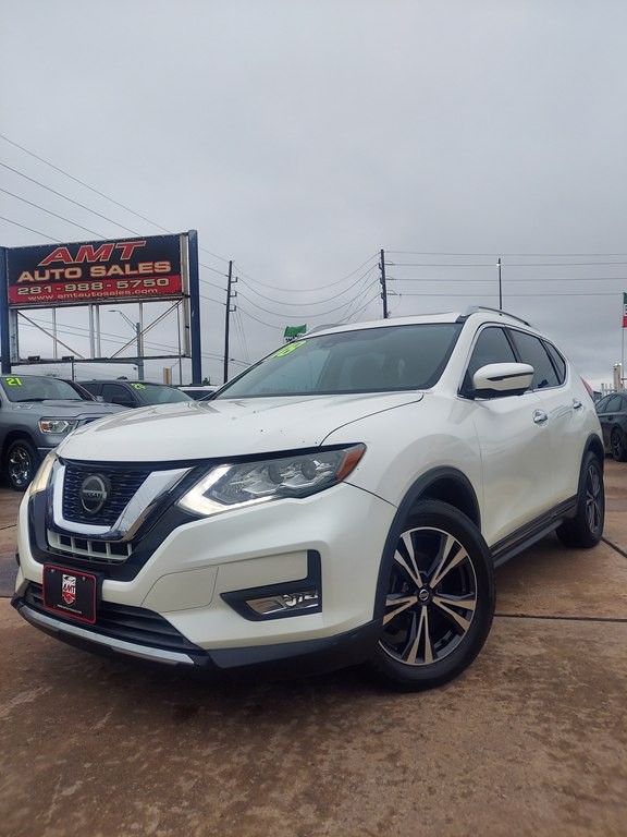 2018 Nissan Rogue Image 1