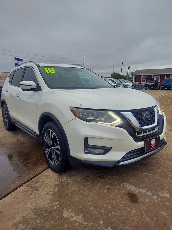 2018 Nissan Rogue Image 3