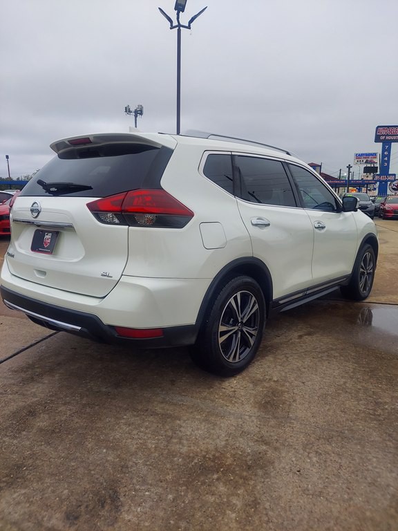 2018 Nissan Rogue Image 5