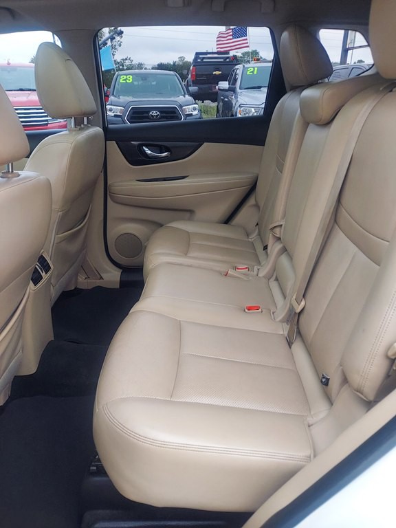 2018 Nissan Rogue Image 10