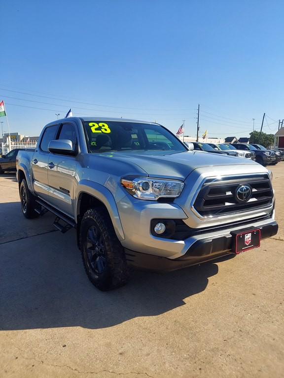 2023 Toyota Tacoma Image 3