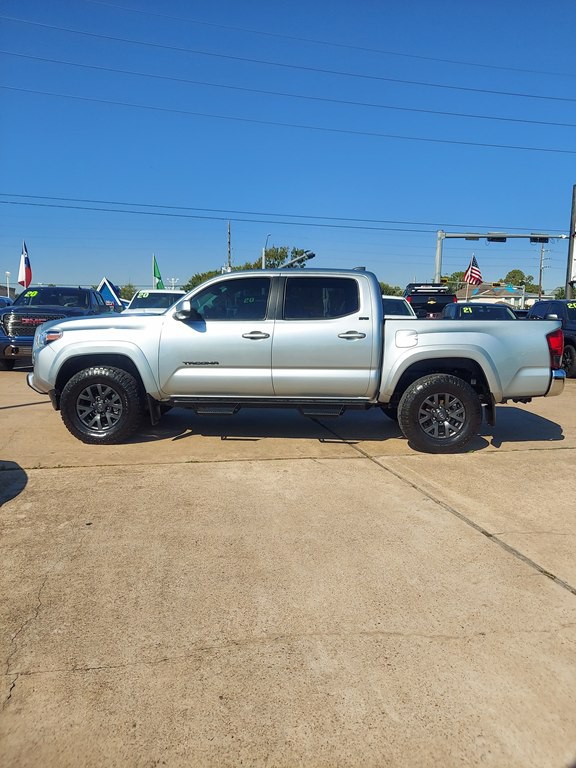 2023 Toyota Tacoma Image 8