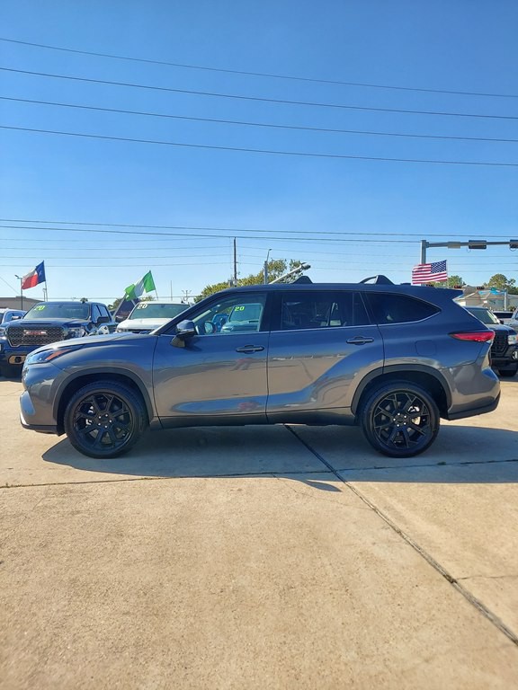 2022 Toyota Highlander Image 8