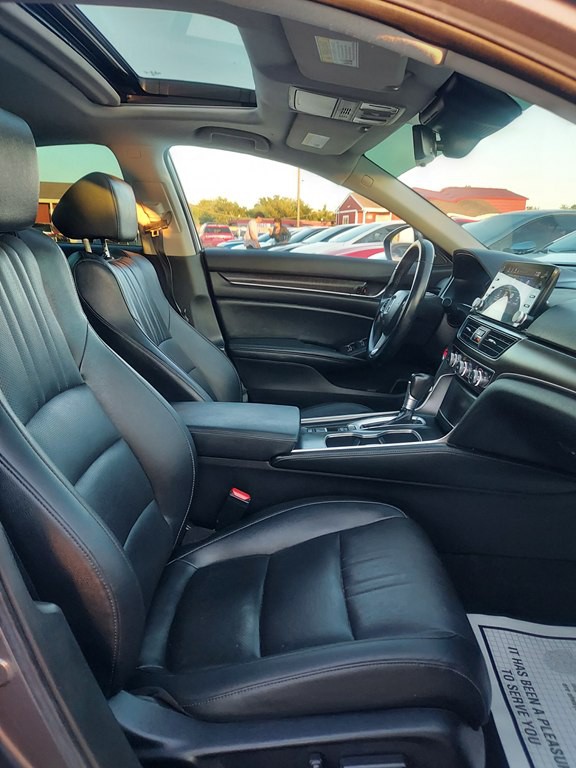 2022 Honda Accord Image 11