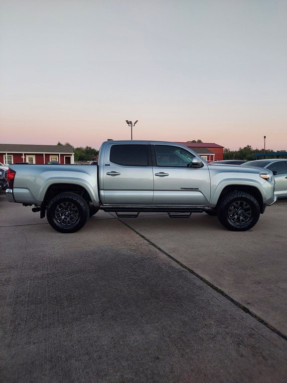 2023 Toyota Tacoma Image 4