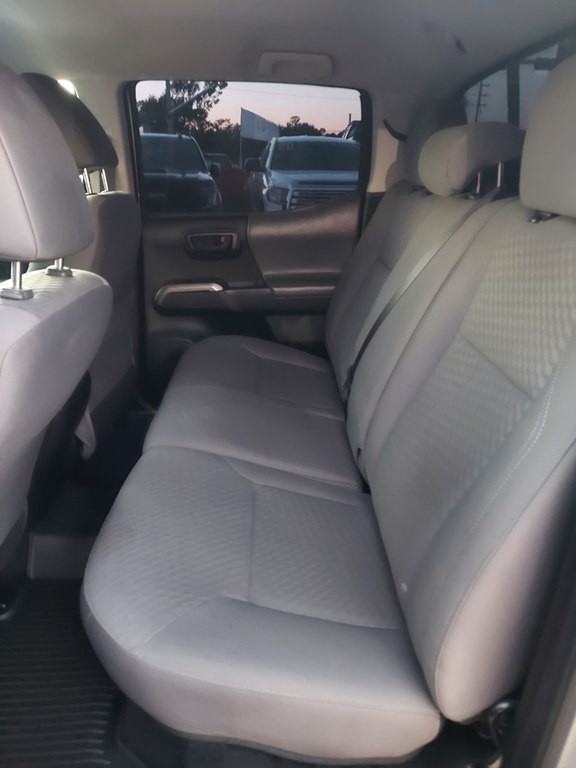 2023 Toyota Tacoma Image 10