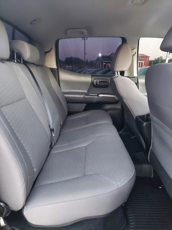 2023 Toyota Tacoma Image 12