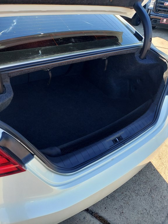 2017 Nissan Maxima Image 18