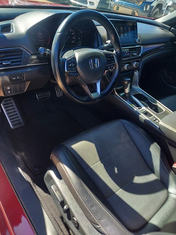 2020 Honda Accord Image 16