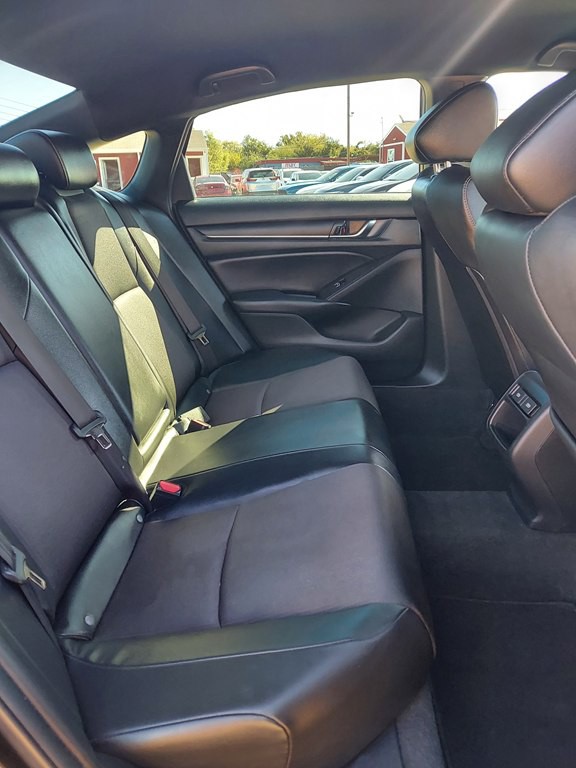 2022 Honda Accord Image 12