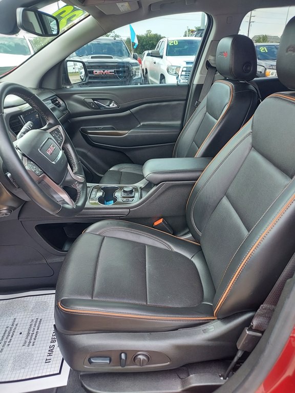 2023 GMC Acadia Image 9