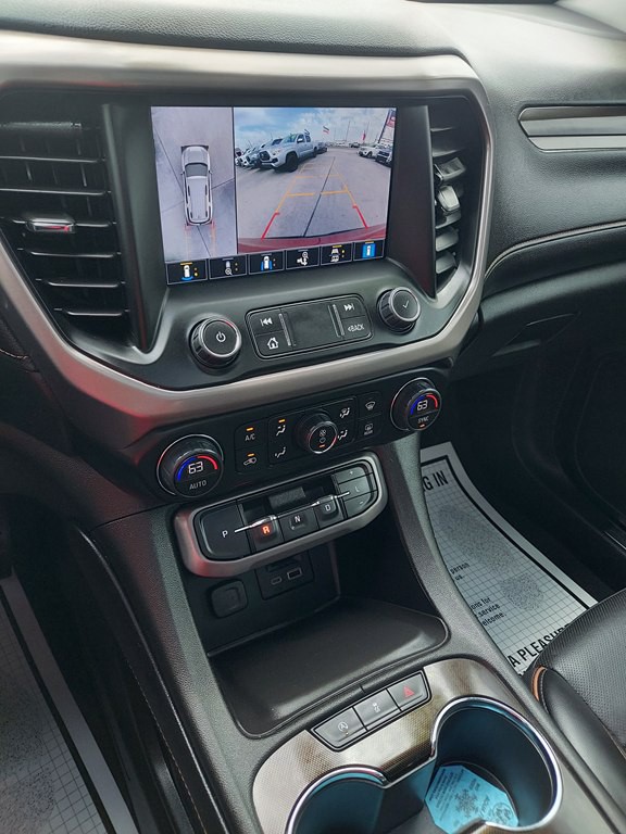 2023 GMC Acadia Image 17