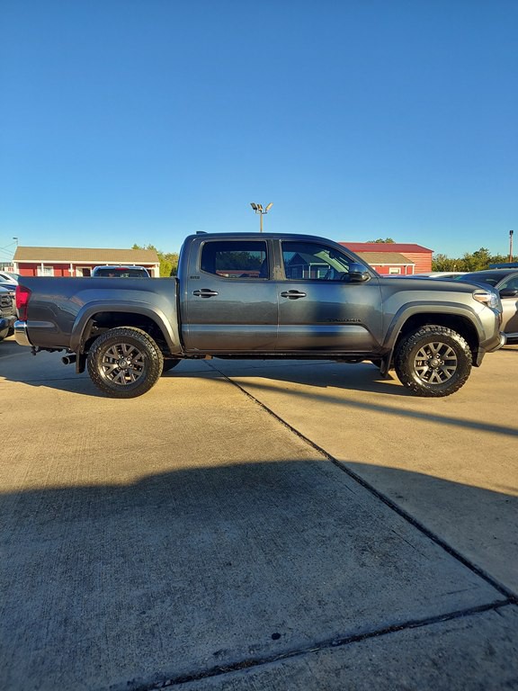 2023 Toyota Tacoma Image 4