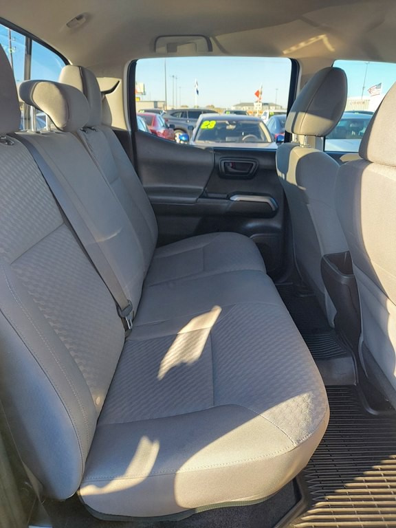 2023 Toyota Tacoma Image 12