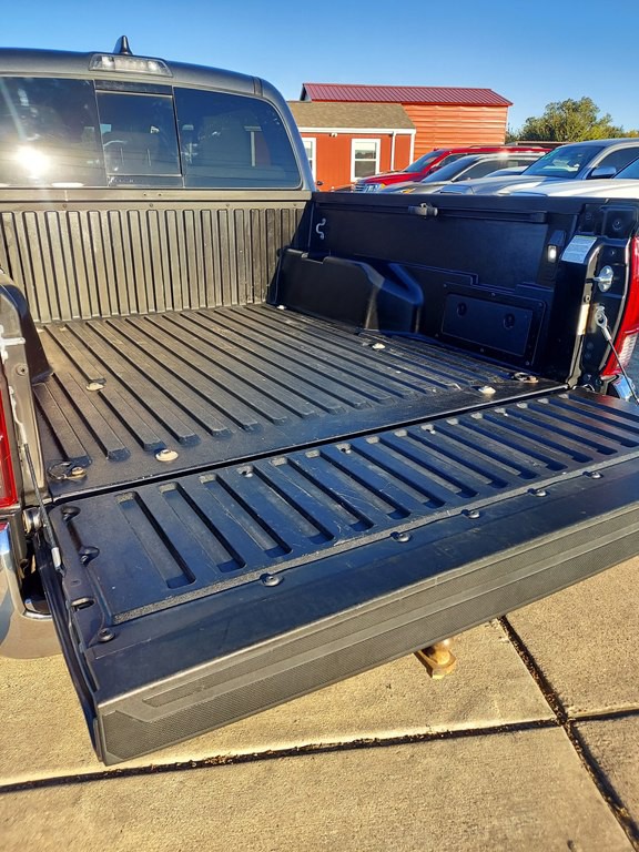 2023 Toyota Tacoma Image 18