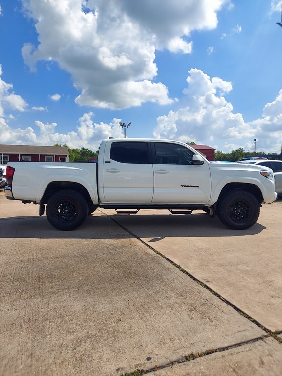 2020 Toyota Tacoma Image 4