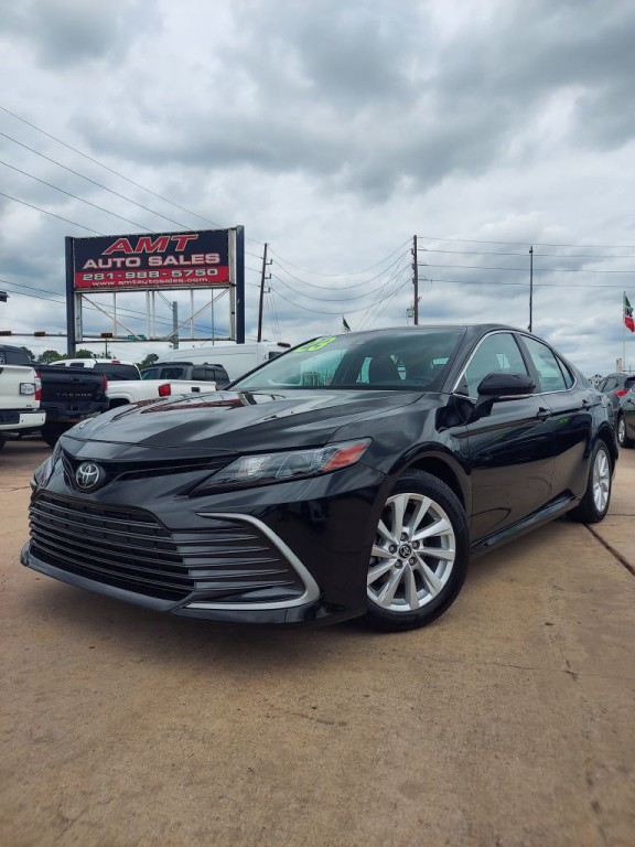 2023 Toyota Camry Image 1