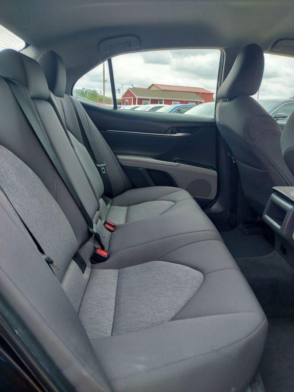 2023 Toyota Camry Image 12
