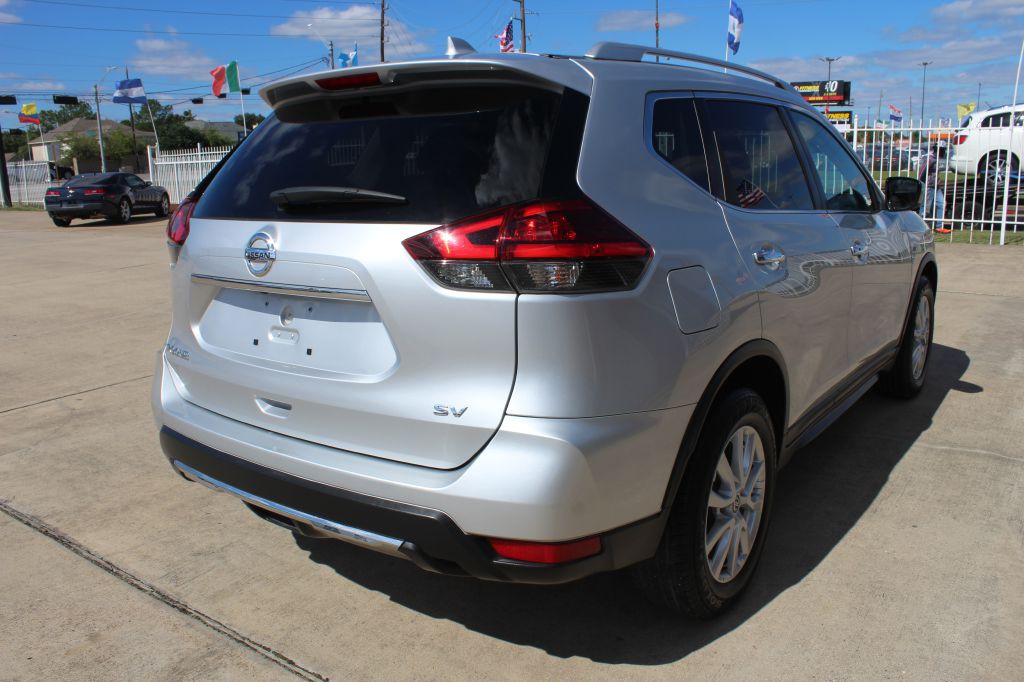 2017 Nissan Rogue Image 6