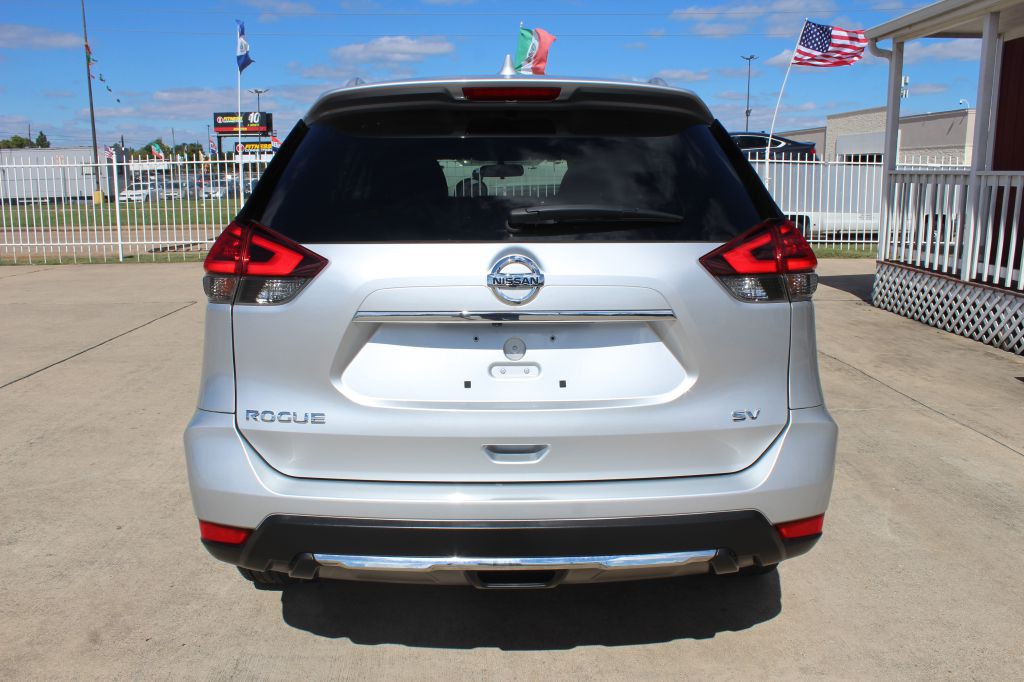 2017 Nissan Rogue Image 7