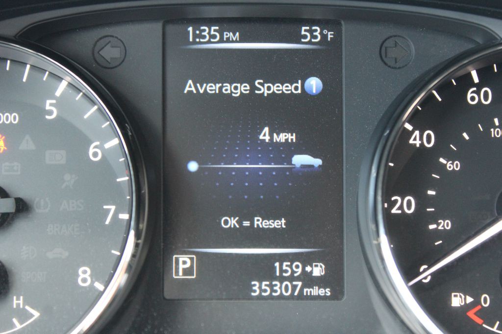 2017 Nissan Rogue Image 17