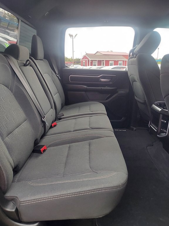 2021 RAM 1500 Image 12