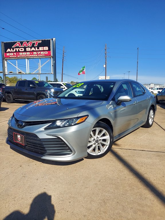 2023 Toyota Camry Image 1