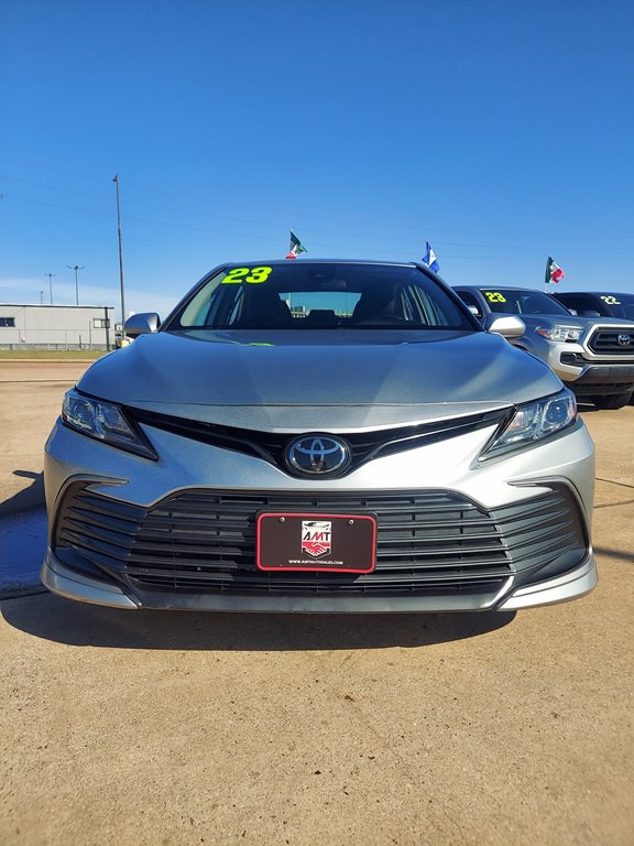 2023 Toyota Camry Image 2