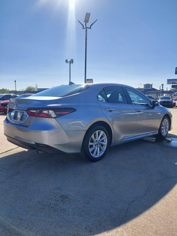 2023 Toyota Camry Image 5