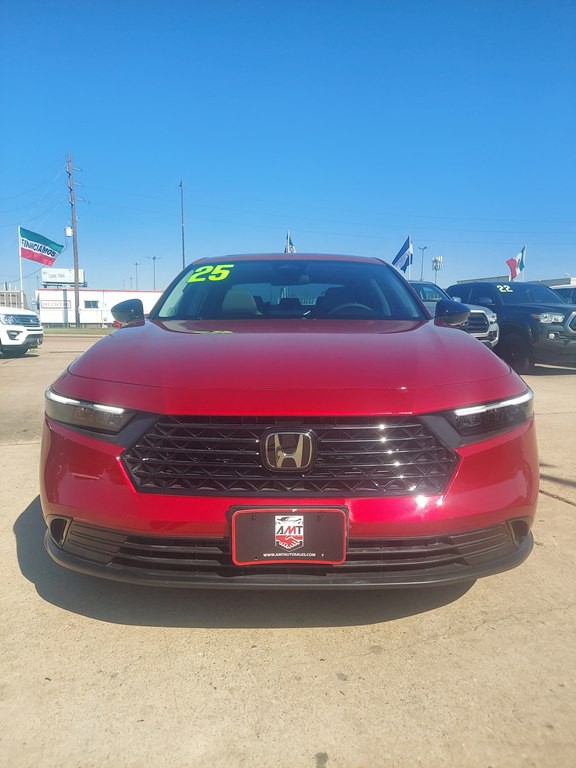 2025 Honda Accord Image 2