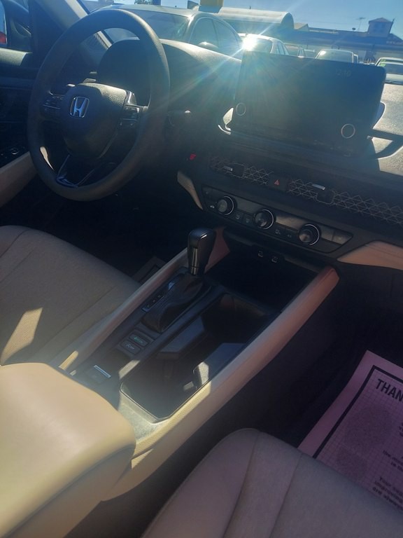2025 Honda Accord Image 14