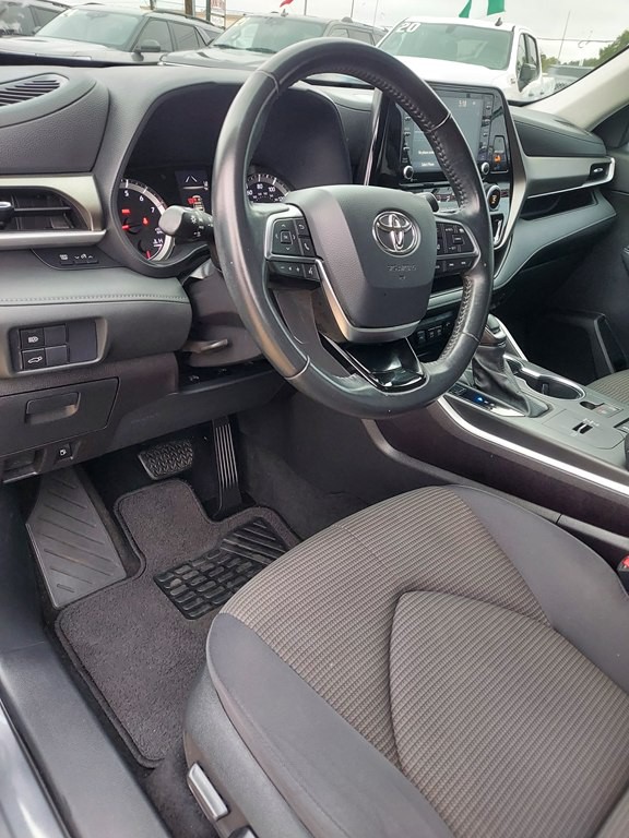 2021 Toyota Highlander Image 19