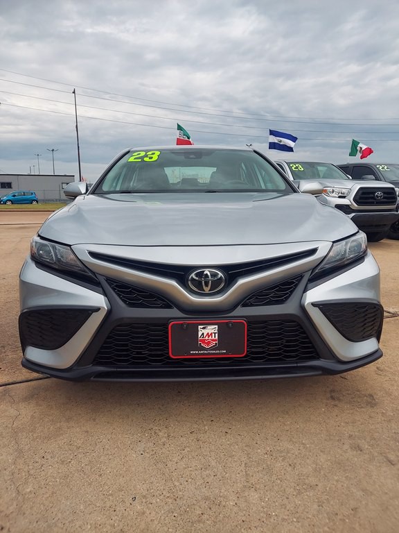 2023 Toyota Camry Image 2