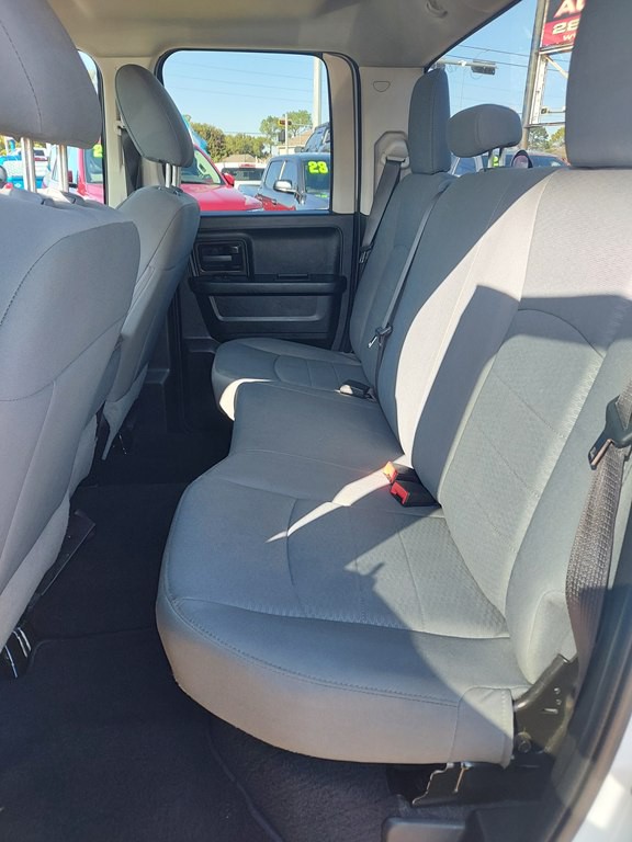 2020 RAM 1500 Image 9