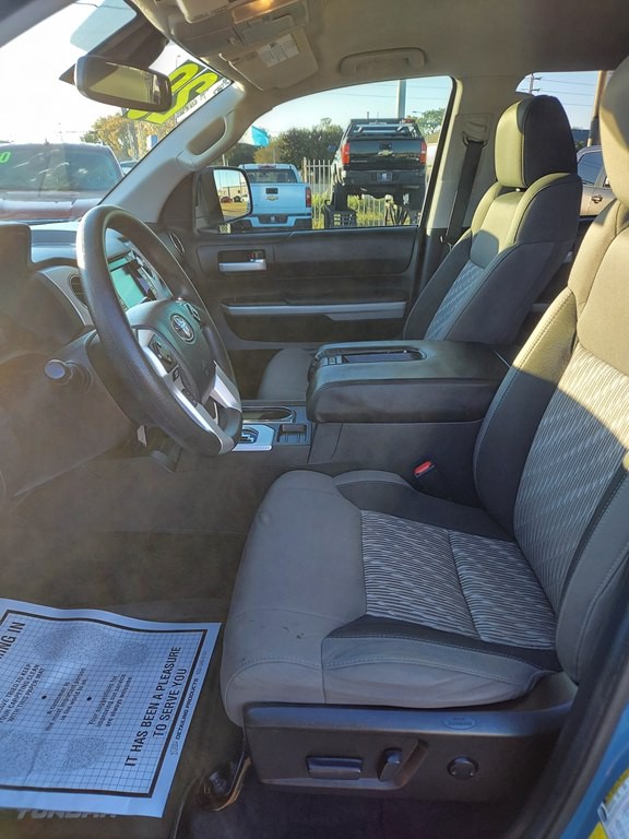 2020 Toyota Tundra Image 9