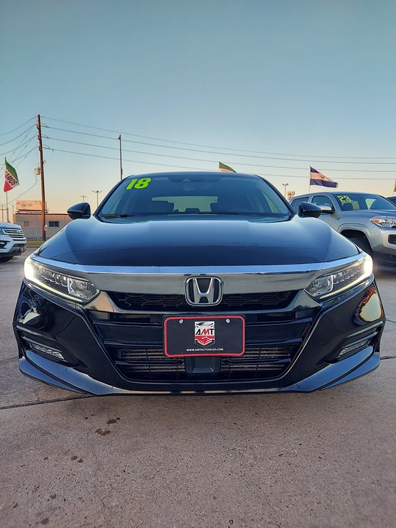 2018 Honda Accord Image 2