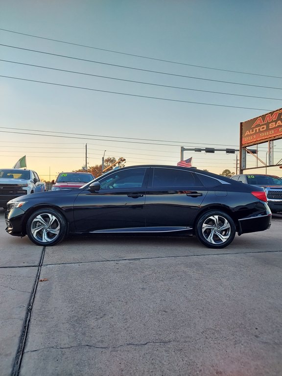 2018 Honda Accord Image 8