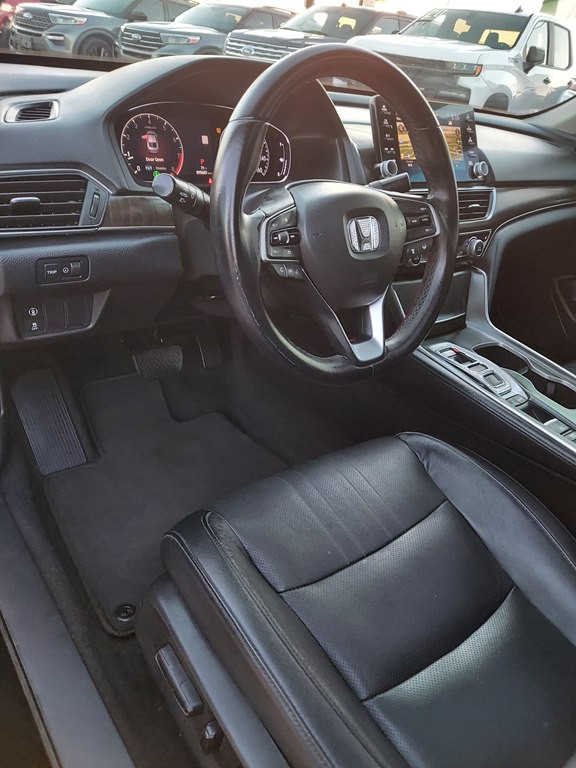 2018 Honda Accord Image 17