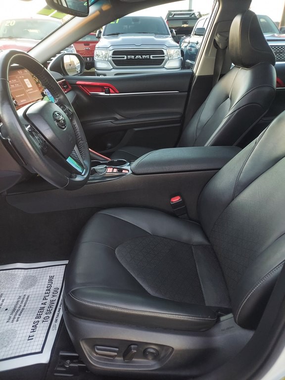 2022 Toyota Camry Image 9