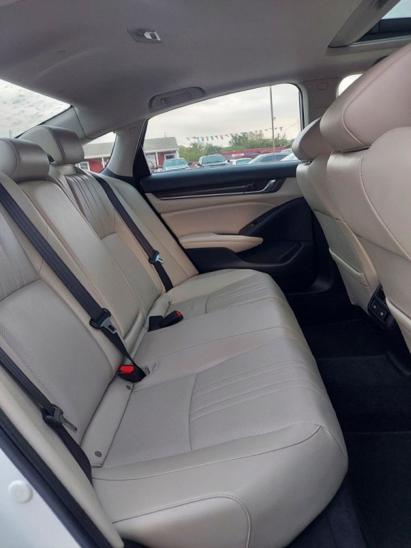 2022 Honda Accord Image 12