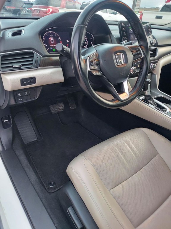 2022 Honda Accord Image 17