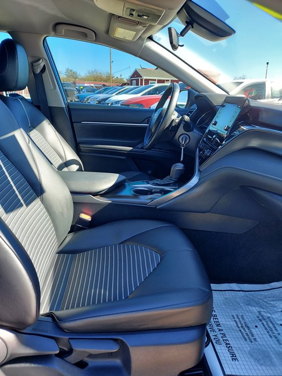 2023 Toyota Camry Image 11