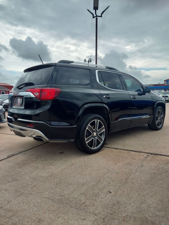 2018 GMC Acadia Image 5