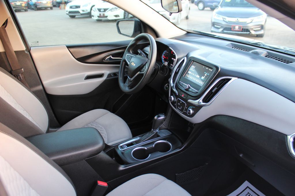 2018 Chevrolet Equinox Image 11