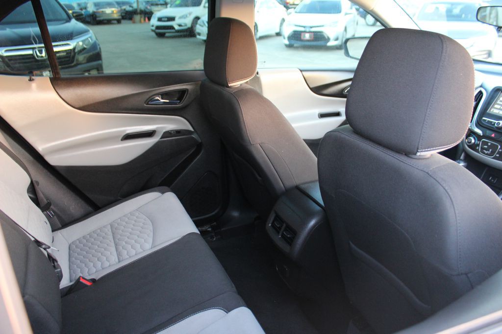 2018 Chevrolet Equinox Image 12