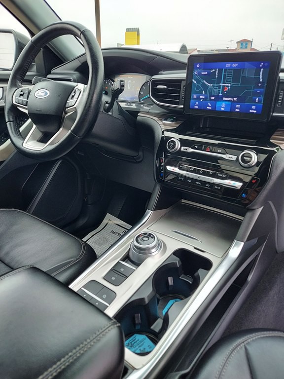 2021 Ford Explorer Image 16