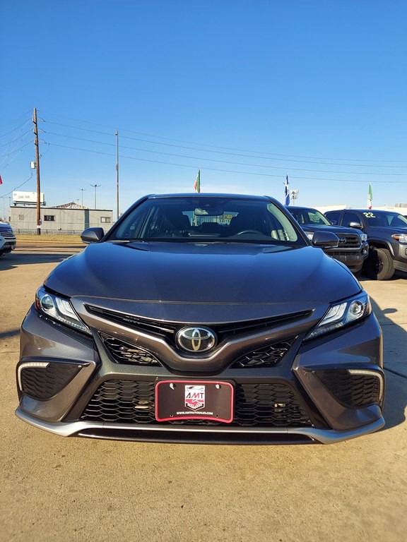 2022 Toyota Camry Image 2