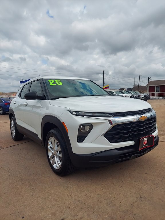 2025 Chevrolet Trailblazer Image 3