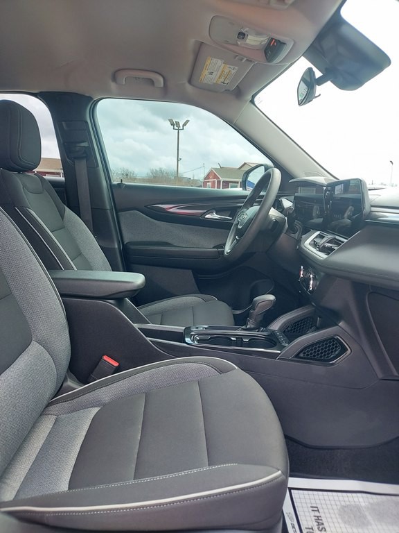 2025 Chevrolet Trailblazer Image 11