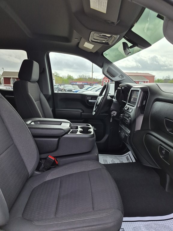 2022 Chevrolet Silverado 1500 Image 11
